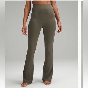 Lululemon Groove Super-High-Rise Flare Pants